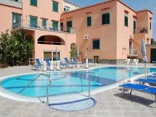 Terme Rosaleo Отель Казамиччола-Терме